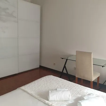 In Sete Rios Apartment *